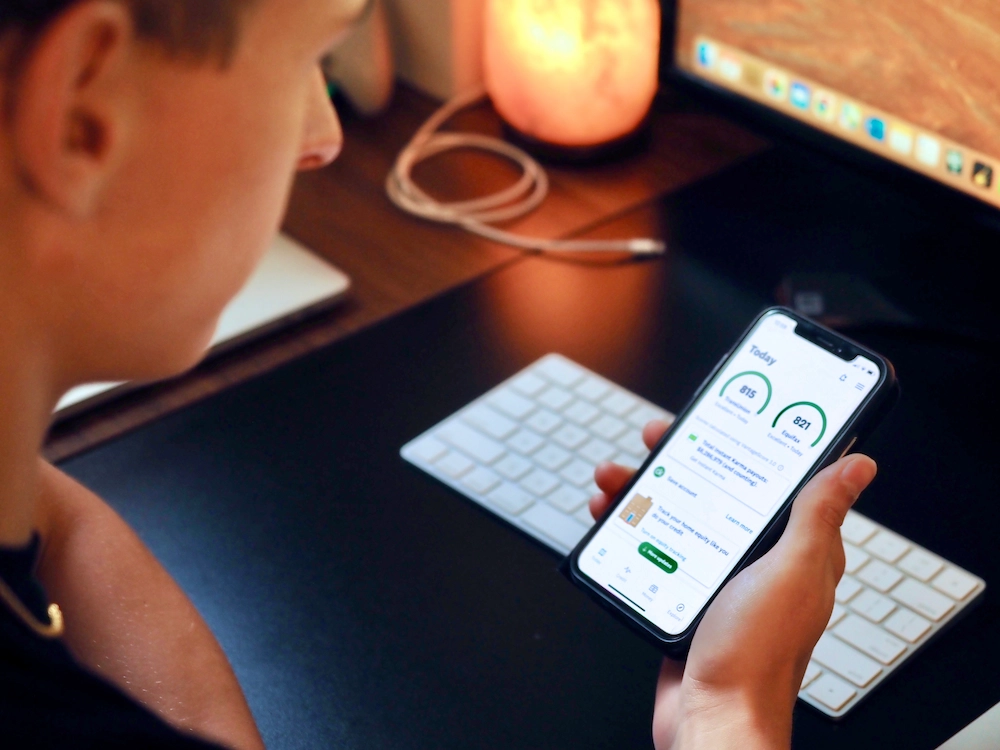 Site web responsive vs application mobile : que choisir pour votre entreprise ?